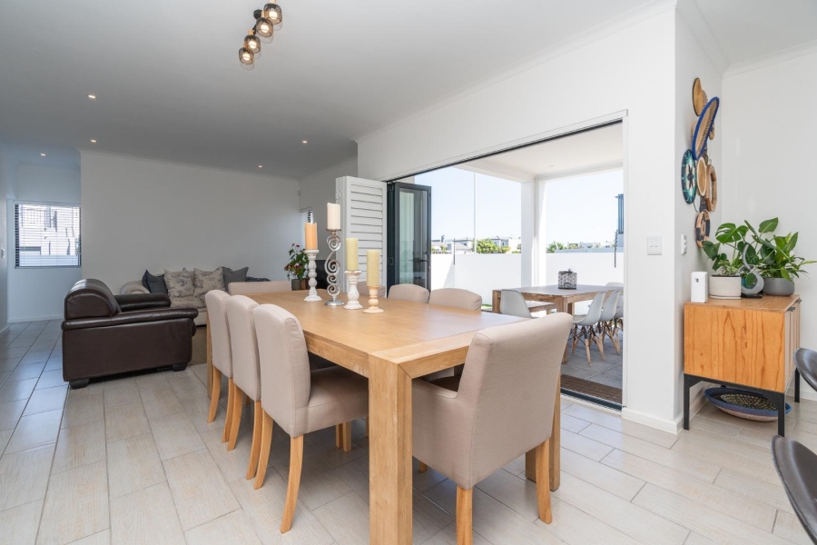 4 Bedroom Property for Sale in Sandown Western Cape